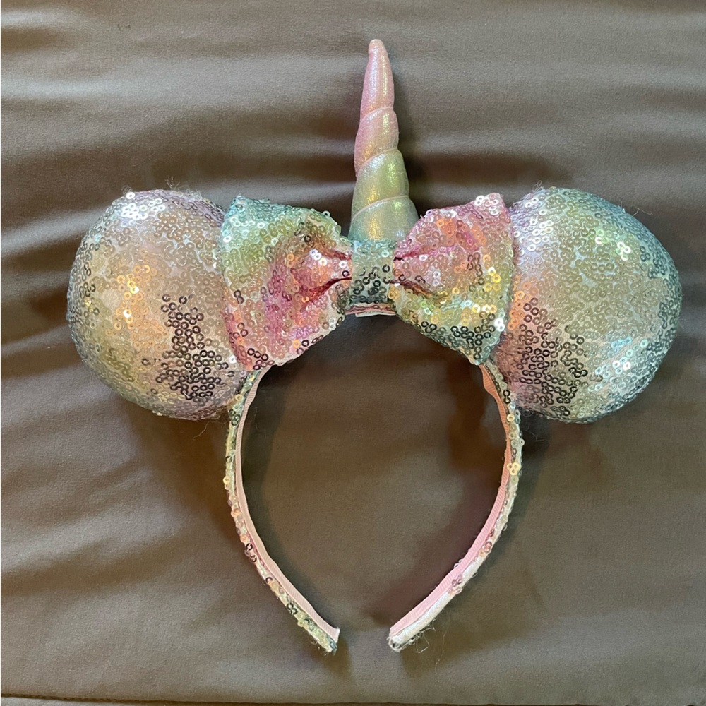 Sequin Minnie Mouse ears